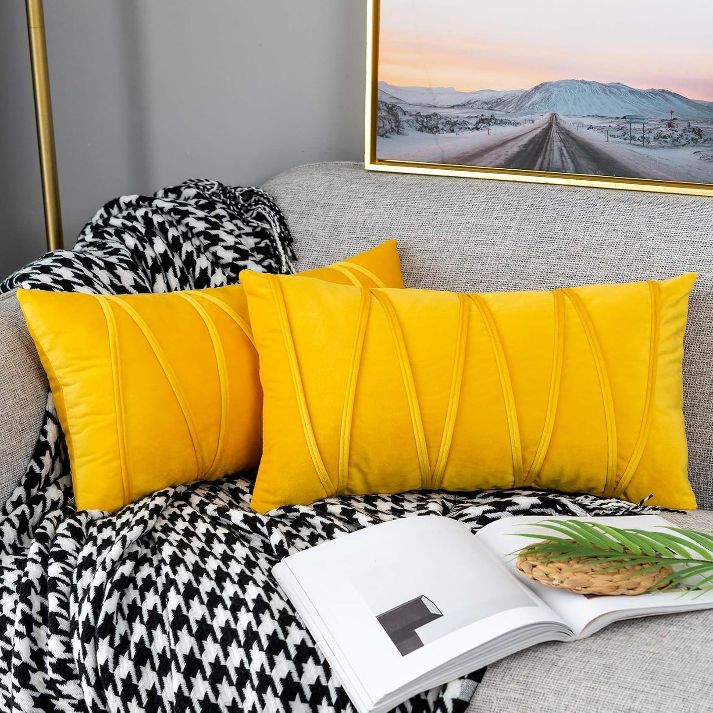 Yellow Lumbar Throw Pillow Covers Hand-Made Soft Velvet Striped Cushion Covers 12 x 20 for Couch Sofa Bedroom Car 2 Pieces Decorative Zigzag Stripe Cushion Cases