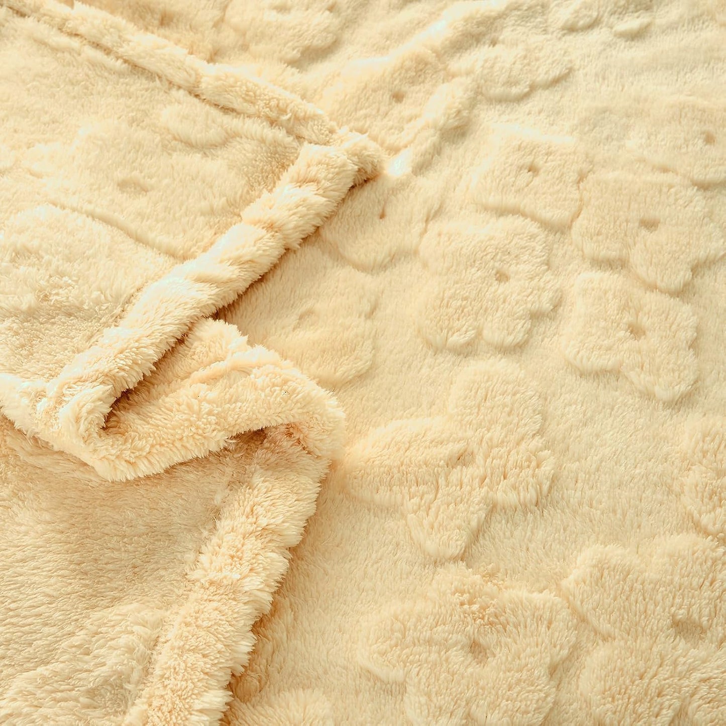 FY FIBER HOUSE Flower Throw Blanket Ultra Soft Blanket Fuzzy Blanket for Bed Couch Sofa, 50"x60", Light Yellow
