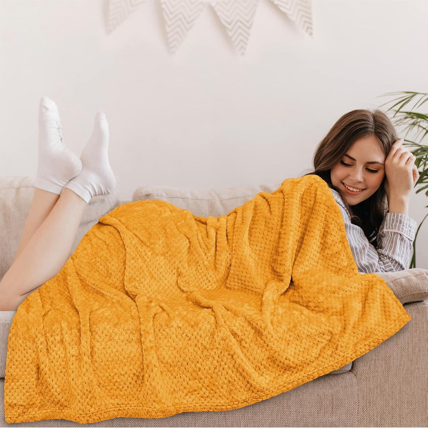 PAVILIA Mustard Yellow Fleece Throw Blanket for Couch Sofa Bed, Soft Fuzzy Waffle Jacquard Microfiber, Warm Lightweight Fade-Resistant Decorative All Season Throw, 60x80 Twin