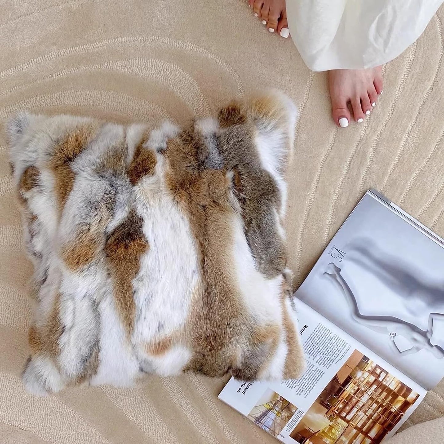 Rabbit Fur Pillow Cover 18x18, Fluffy Furry Throw Pillow Covers, Plush Decorative Pillow Cases for Couch, Bed, Living Room(Straw Yellow)