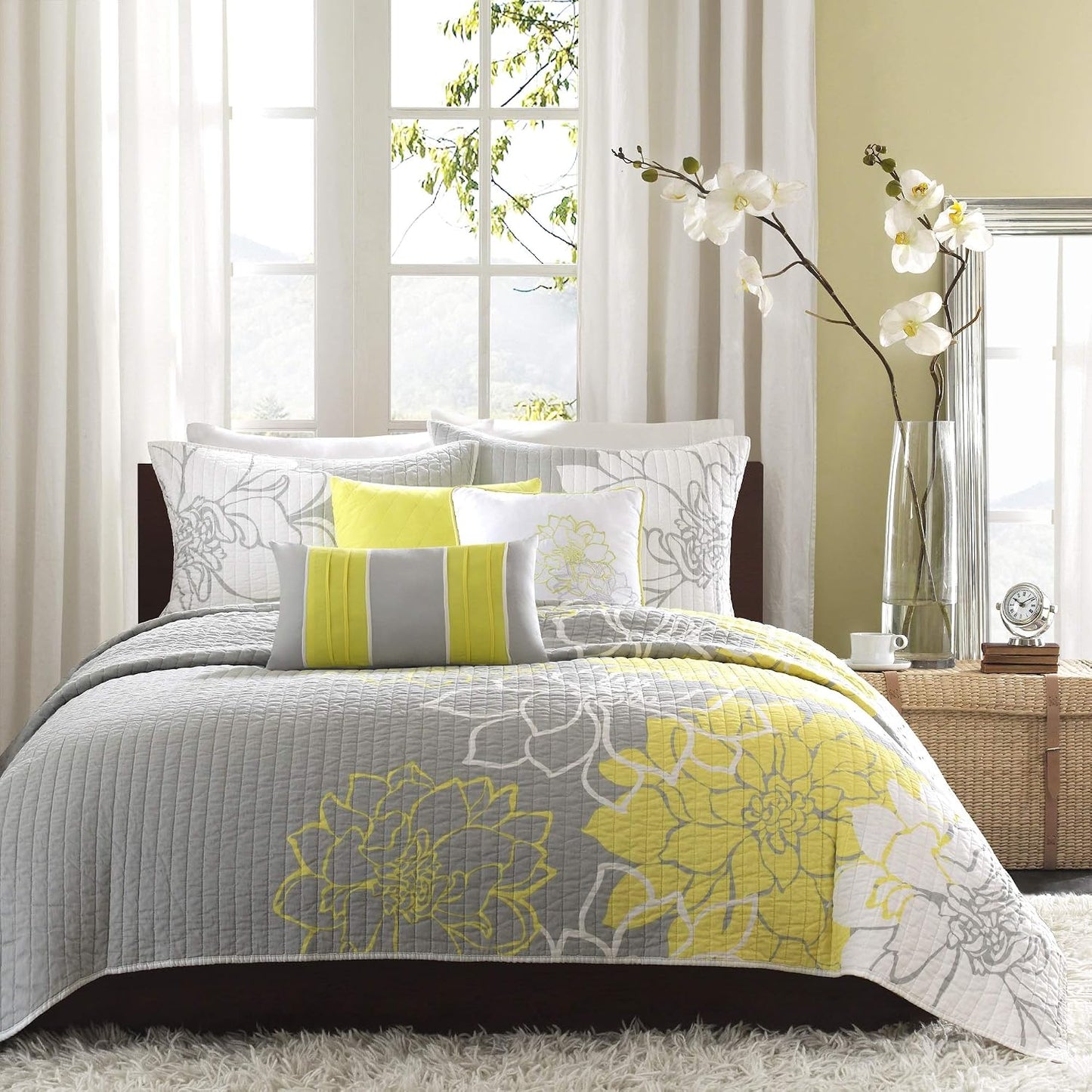 Madison Park Lola 100% Cotton Quilt Set - Casual Floral Channel Stitching Design, All Season, Lightweight Coverlet Bedspread Bedding, Shams, Decorative Pillows, King/Cal King(104"x94"), Yellow 6 Piece
