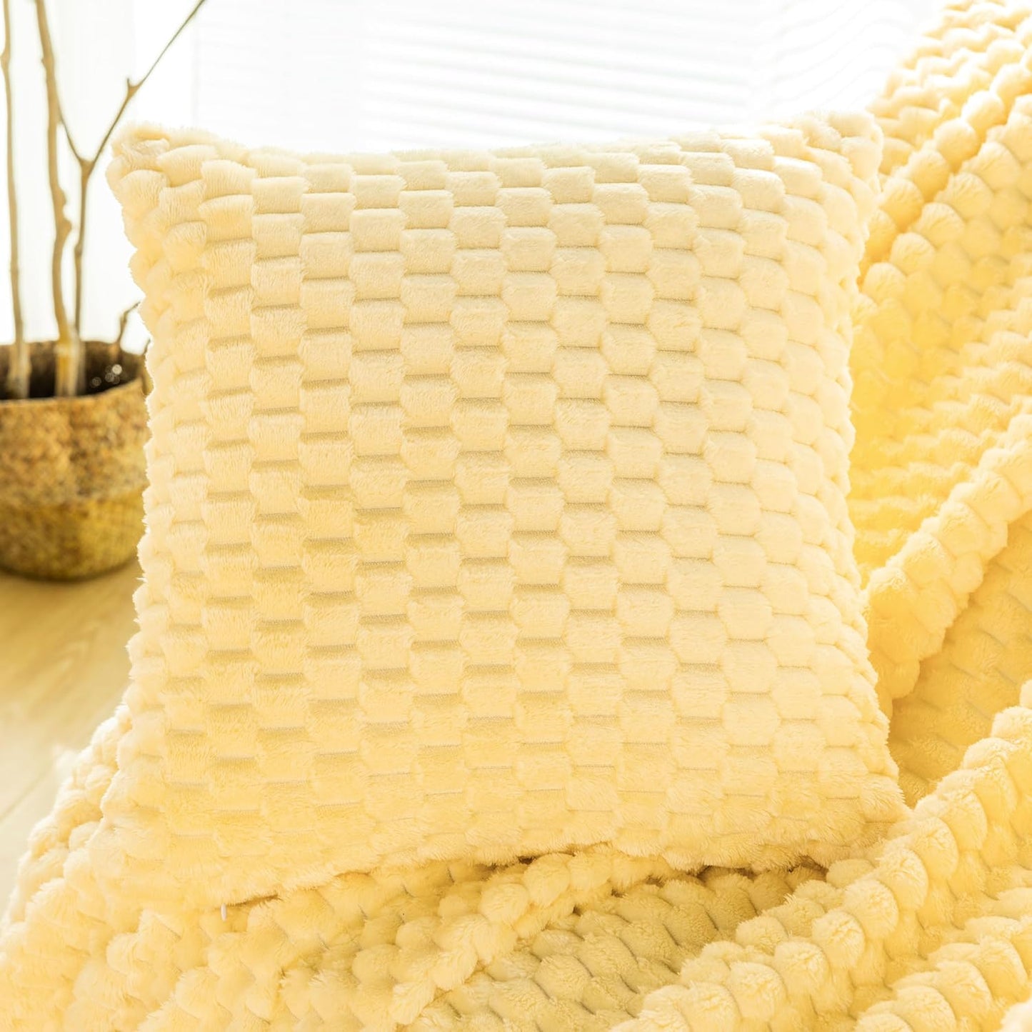 Bnuitland Flannel Throw Blanket, 300 GSM Fleece Cozy Warm Soft Home Decor Lightweight Bed Sofa Blanket for Adults, Suitable for All Seasons(Light Yellow,50X71 inches with Pillow Cover)