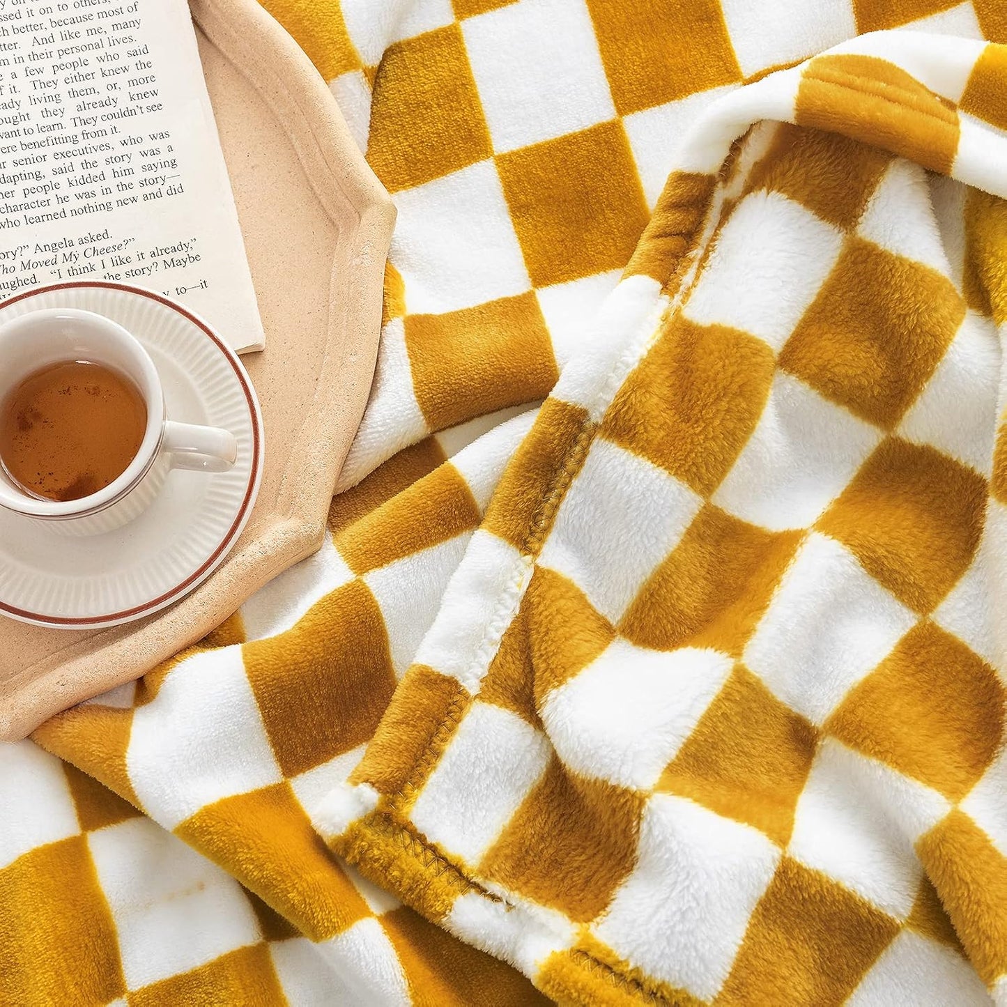 LOMAO Throw Blankets Flannel Blanket with Checkerboard Grid Pattern Soft Throw Blanket for Couch, Bed, Sofa Luxurious Warm and Cozy for All Seasons (Yellow, 50"x60")