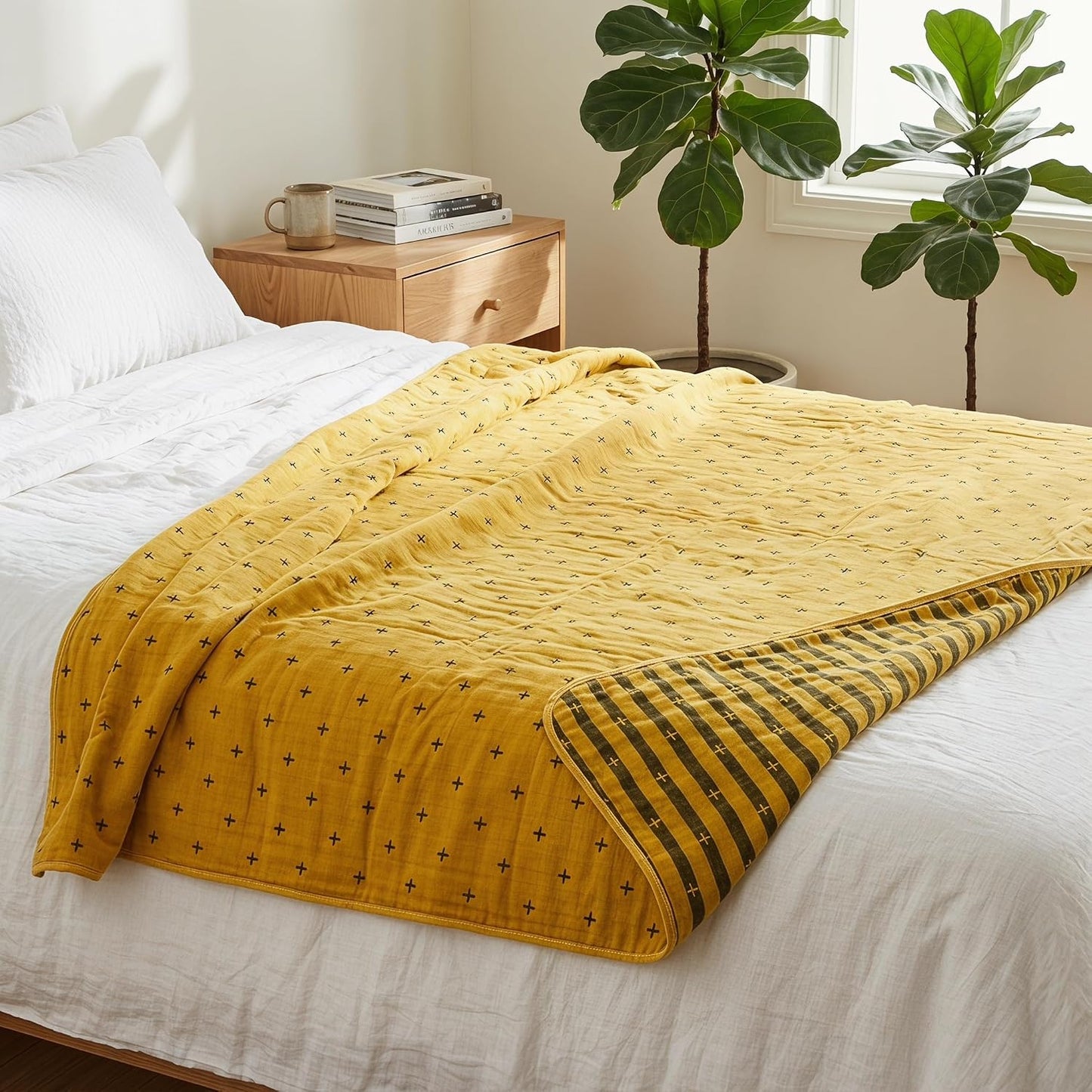 SANACYNA Muslin Blankets for Adults 100% Cotton 6-Layer Gauze Yellow Geometric Bed Blanket Lightweight Soft and Breathable King Blanket for Sofa Bed Coverlet Both Sides (Yellow, King 90" X 104")
