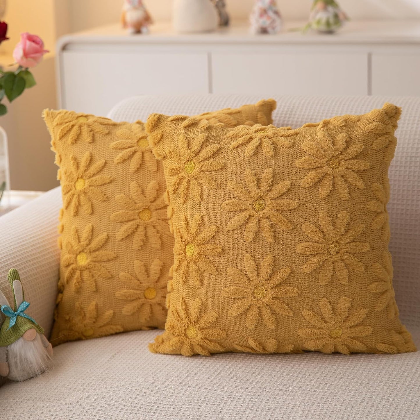 Spring Summer Pillow Covers 18x18 inch Set of 2 Yellow Daisy Flower Outdoor Farmhouse Soft Plush Throw Pillows for Sofa Holiday Spring Summer Home Decor