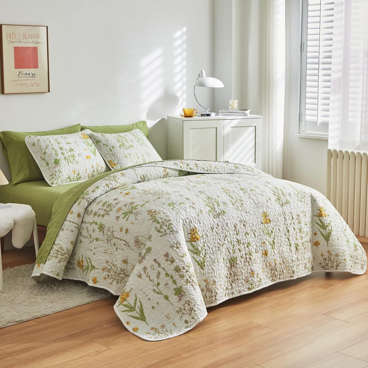Joyreap 3 Pieces Reversible Quilt Set, Smooth Soft Microfiber Quilt, Yellow Flowers Green Leaves Botanical Design, Bedspread Bed Cover for All Season, 1 Quilt n 2 Pillow Shams (King, 102x90 inches)