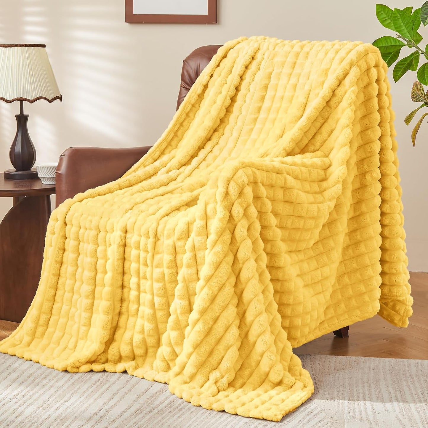 BEDELITE Light Yellow Throw Blanket for Couch - Super Soft Lightweight 3D Checkered Fluffy Fuzzy Fleece Blanket, Luxurious Plush Cozy Blanket for Room Home Decor, Gift for Women, 50x60 inches