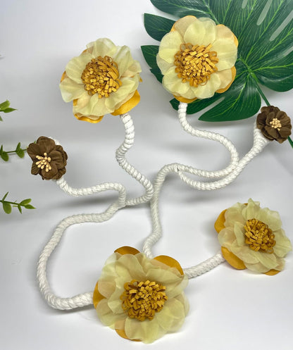 2 Packs Flower Curtain Buckle,Handmade Artificial Flower Curtain Holdbacks Clips,Flexible Curtain Tiebacks Clips Elegant Decorative for Living Room Bedroom(Yellow)