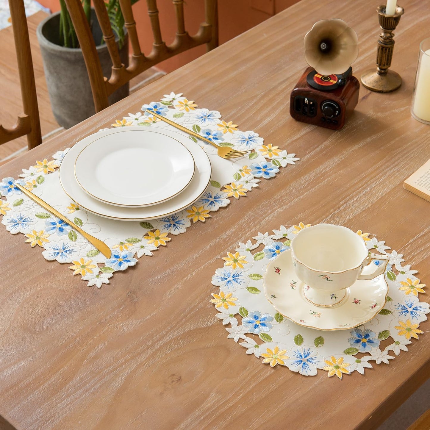 2pack Round lace Doilies,Yellow Blue Floral Cutwork Embroidered Placemats Vase Pads for Wedding Birthday Dinner Party Decor (17 * 11 inch, Blue Yellow Flower)