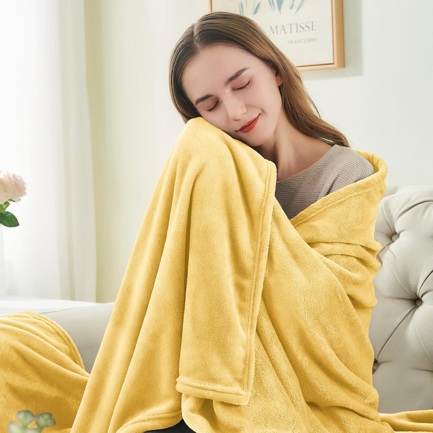 Fleece Blanket Soft Plush Twin Size Blanket Cream Yellow 60"x80" | Ultra Soft Fleece, Plush Microfiber, Lightweight Warmth, All Season Comfort, Fade Resistant, Machine Washable, Couch Sofa Bed