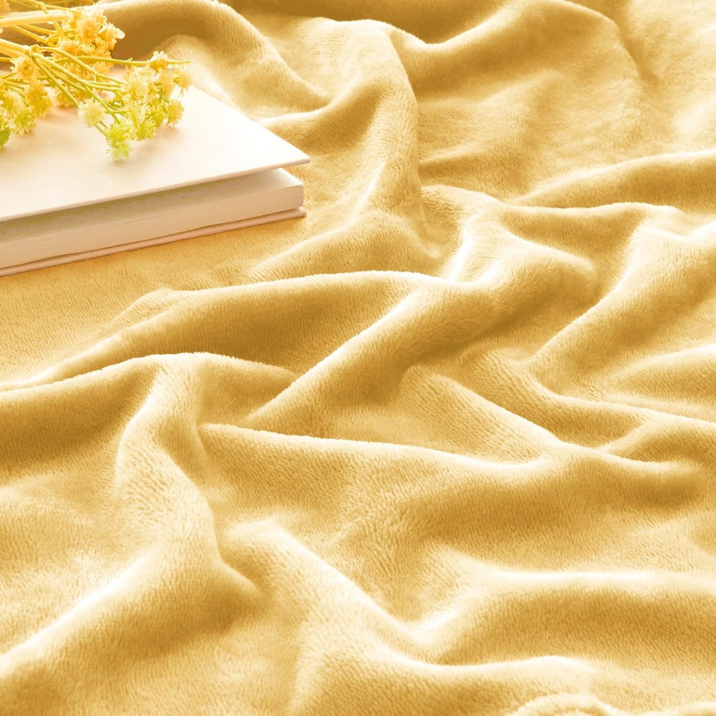 Fleece Blanket Soft Plush Twin Size Blanket Cream Yellow 60"x80" | Ultra Soft Fleece, Plush Microfiber, Lightweight Warmth, All Season Comfort, Fade Resistant, Machine Washable, Couch Sofa Bed