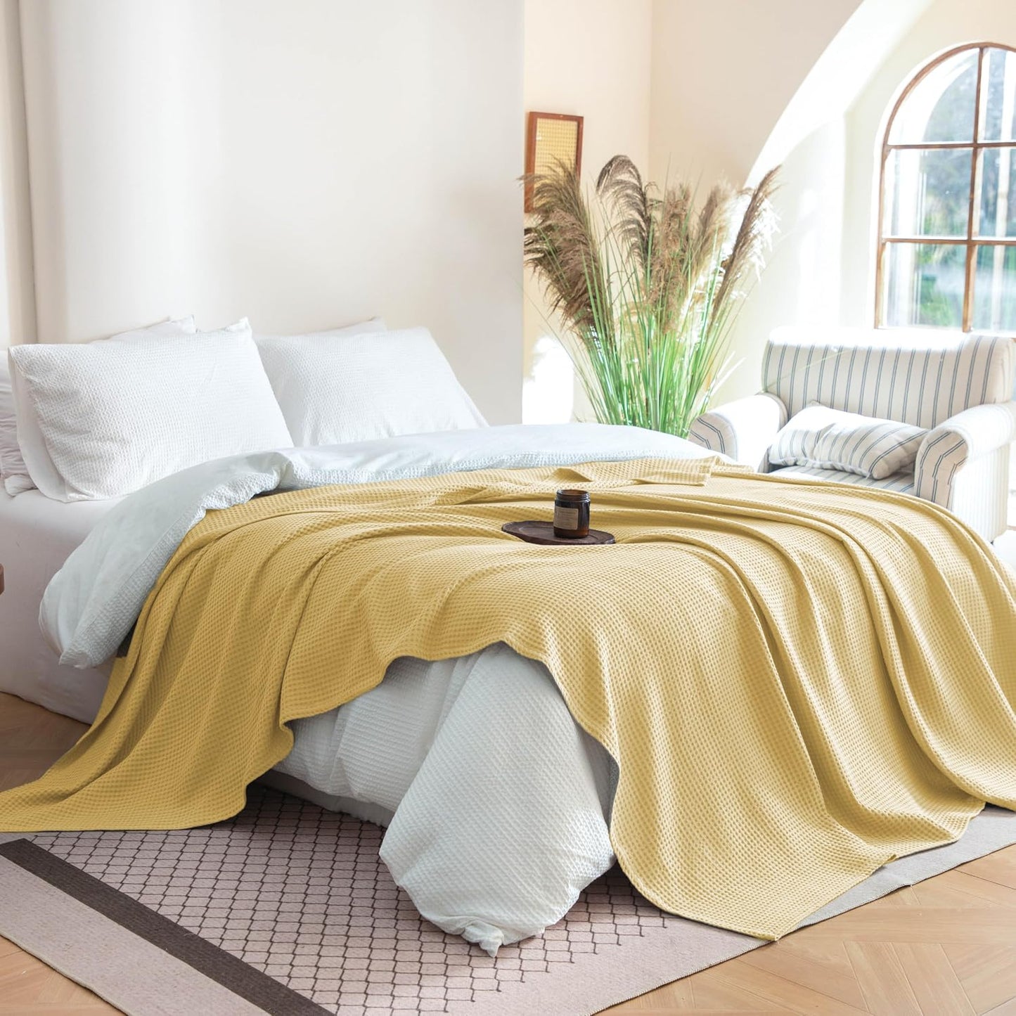 Simple&Opulence 100% Cotton Waffle Weave Blanket King Size 104"x90", Soft Lightweight Breathable Cozy Washed, Layer Throw Blanket for Couch Bed, Farmhouse Home Decor for Adult All-Season, light Yellow