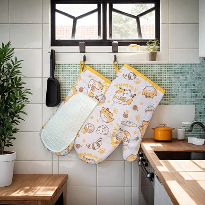 Non-Slip Silicone Oven Mitts Pair Cute BPA-Free Oven Mitts for Heat Resistant 500 Degrees Washable Kitchen Mittens with Cotton Lining for Cooking Baking Grilling (Light Yellow)