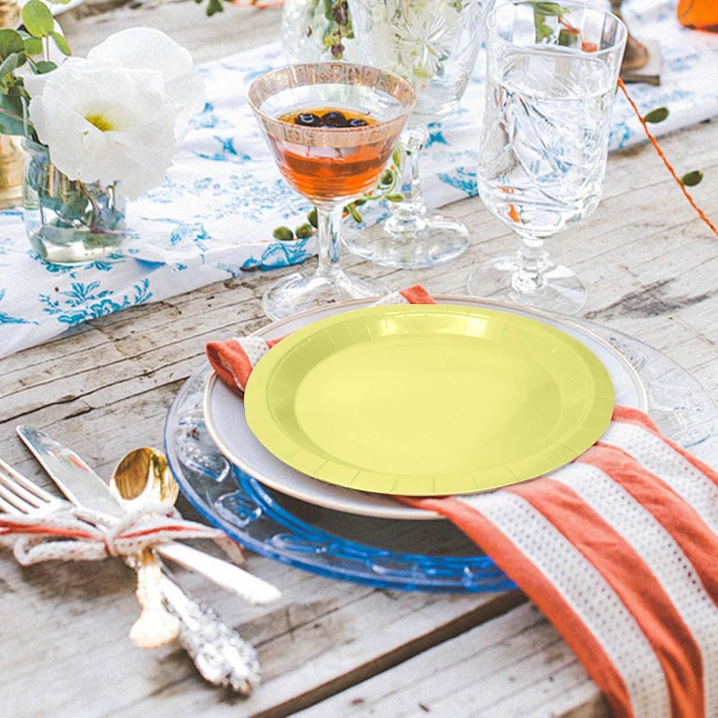 50 Pcs Light Yellow Paper Plates 7 Inch Yellow Dessert Plates Disposable Dinner Plates for Baby Shower Bridal Shower Birthday Party Supplies Disposable Paper Plate