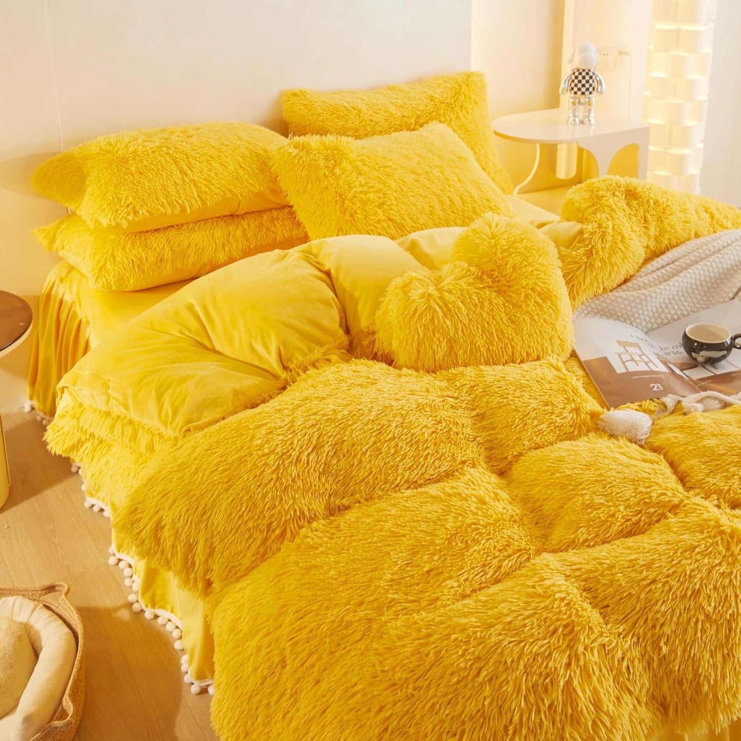 Fuzzy Yellow Comforter Cover Queen Set, Soft Furry Faux Fur Yellow Bedding Queen Set 3 Pieces (1 Plush Duvet Cover + 2 Fluffy Pillow Cases) Shaggy Bed Set, Zipper Closure
