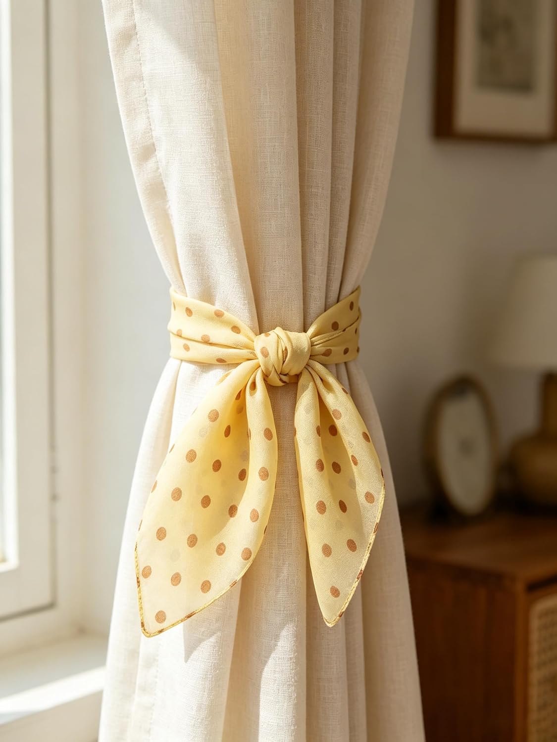 1 Piece of Polka Dot Square Scarf 1950s Chiffon Neck Scarfs Sheer Handkerchief Retro Hair Tie for Women and Girls