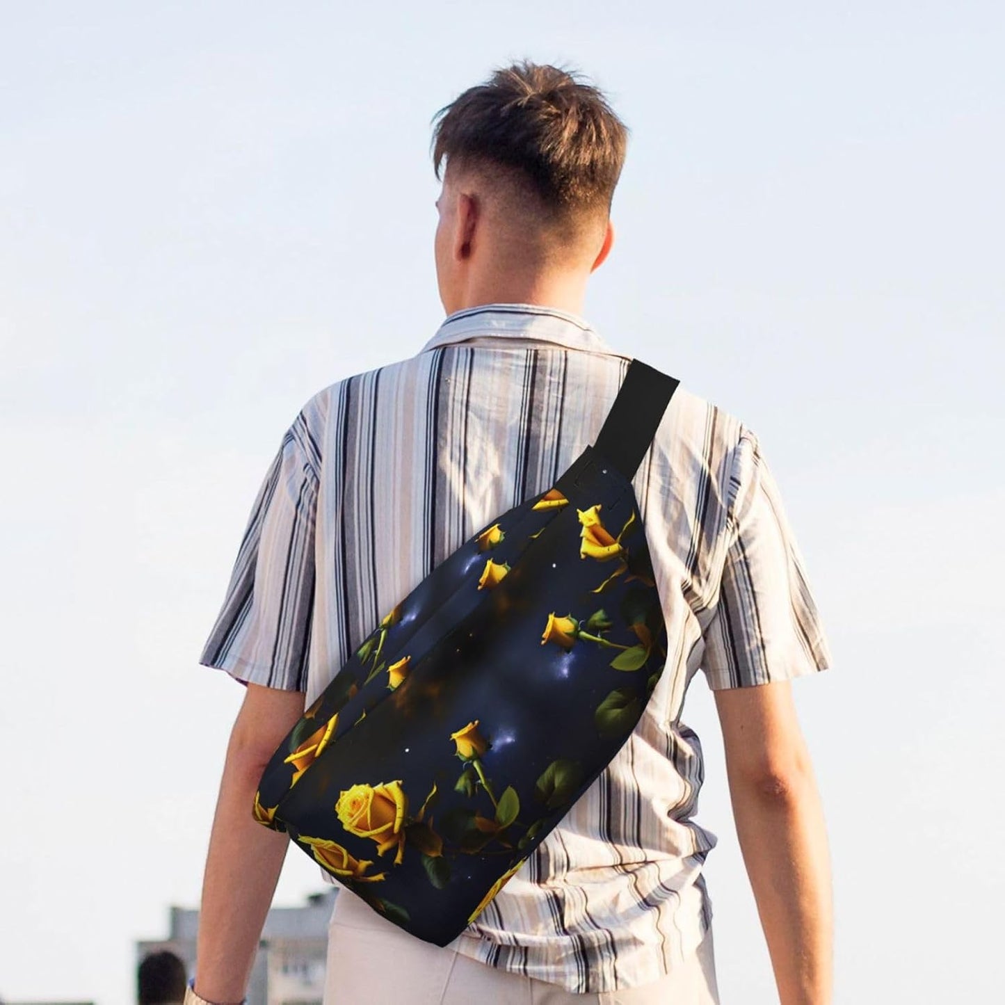 Yellow Roses Starry Night Running Waist Pack-No-Bounce Phone Holder for Gym, Waterproof Crossbody Fanny Pack with Adjustable Belt