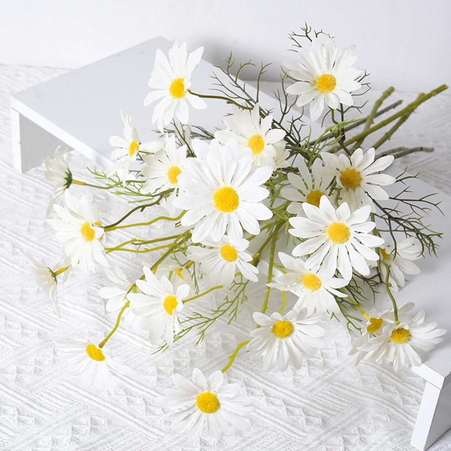 Artificial Daisy Flowers 12Pcs Artificial Flowers Silk Daisies with Stems Real Look for Home Wedding Garden Vase Decor (White+Yellow)