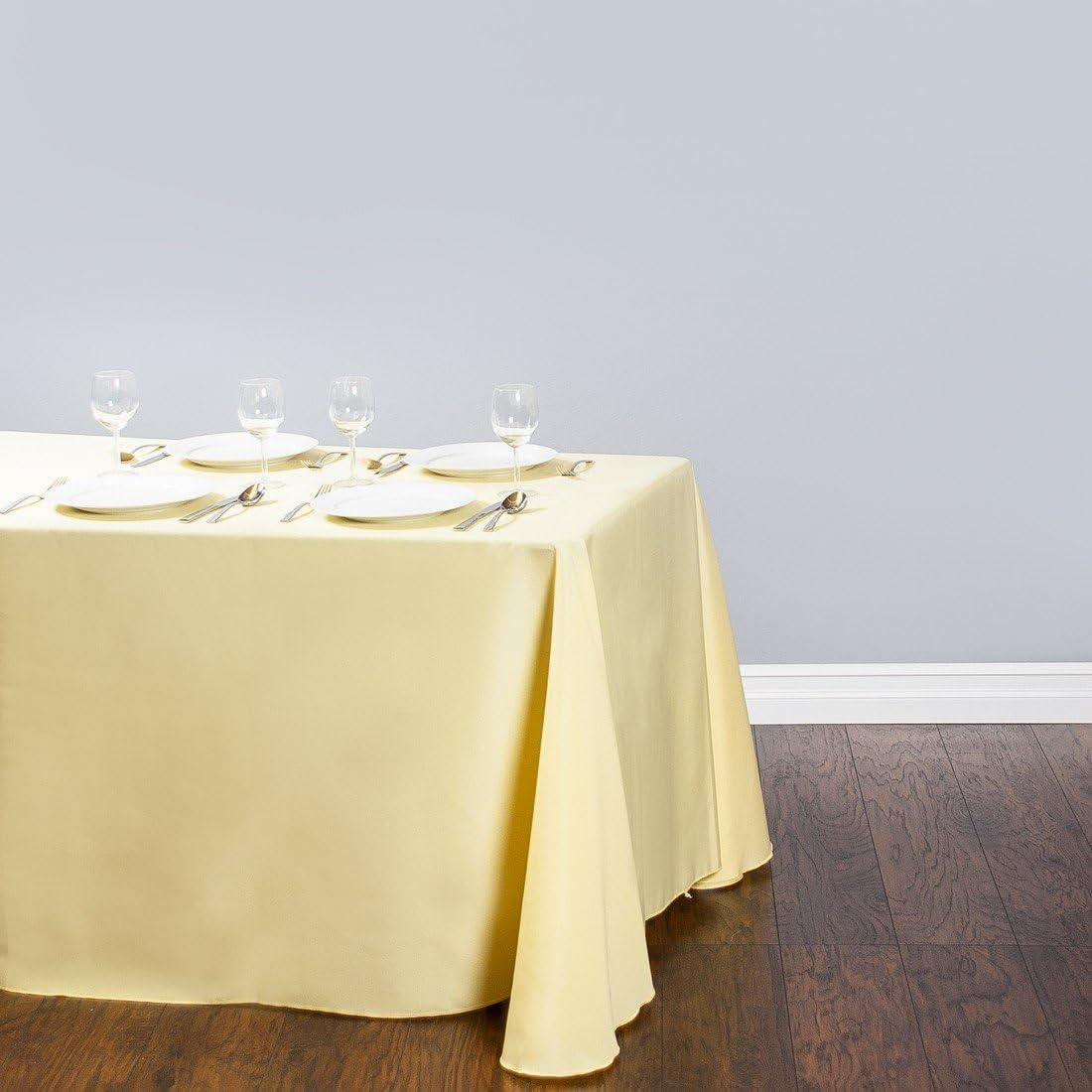 Tablecloth Polyester Rectangular Seamless (One Piece) 90x108 Inch (Light Yellow)