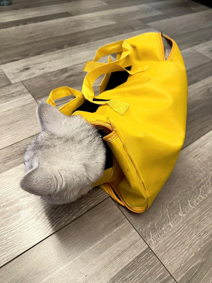 Cat Grooming Bag,Foldable Travel Carrier for Cats,Anti-Bite Anti-Scratch Cat Grooming Restraint Bag,Pet Carrier for Administering Eye Drops,Ear Cleaner,Clipping Nails Yellow L