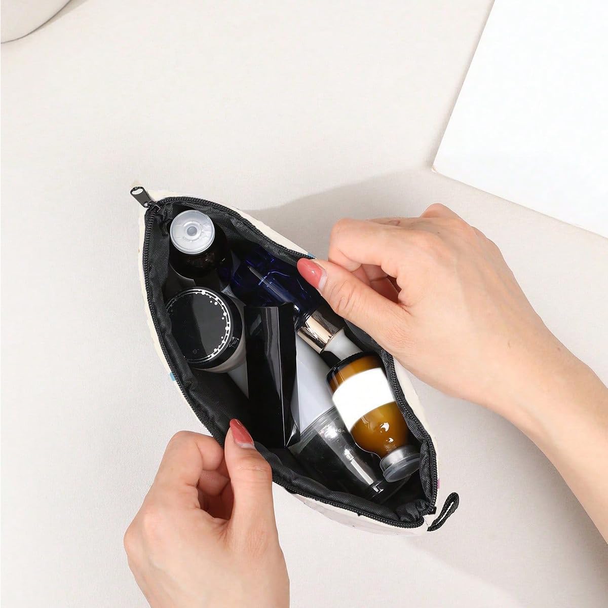 Makeup Bag Lemon Travel Small Portable Cosmetic Organizer Pouch for Women Girls Zipper Waterproof Clutch Toiletry Storage Purse