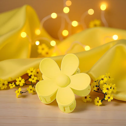 Yellow Hair Claw Clips Flower Shaped Plastic Jaw Clips Anti-scratch Smell-less Useful Hold Tightly Light Hair Accessories for Beauty and Personal Care