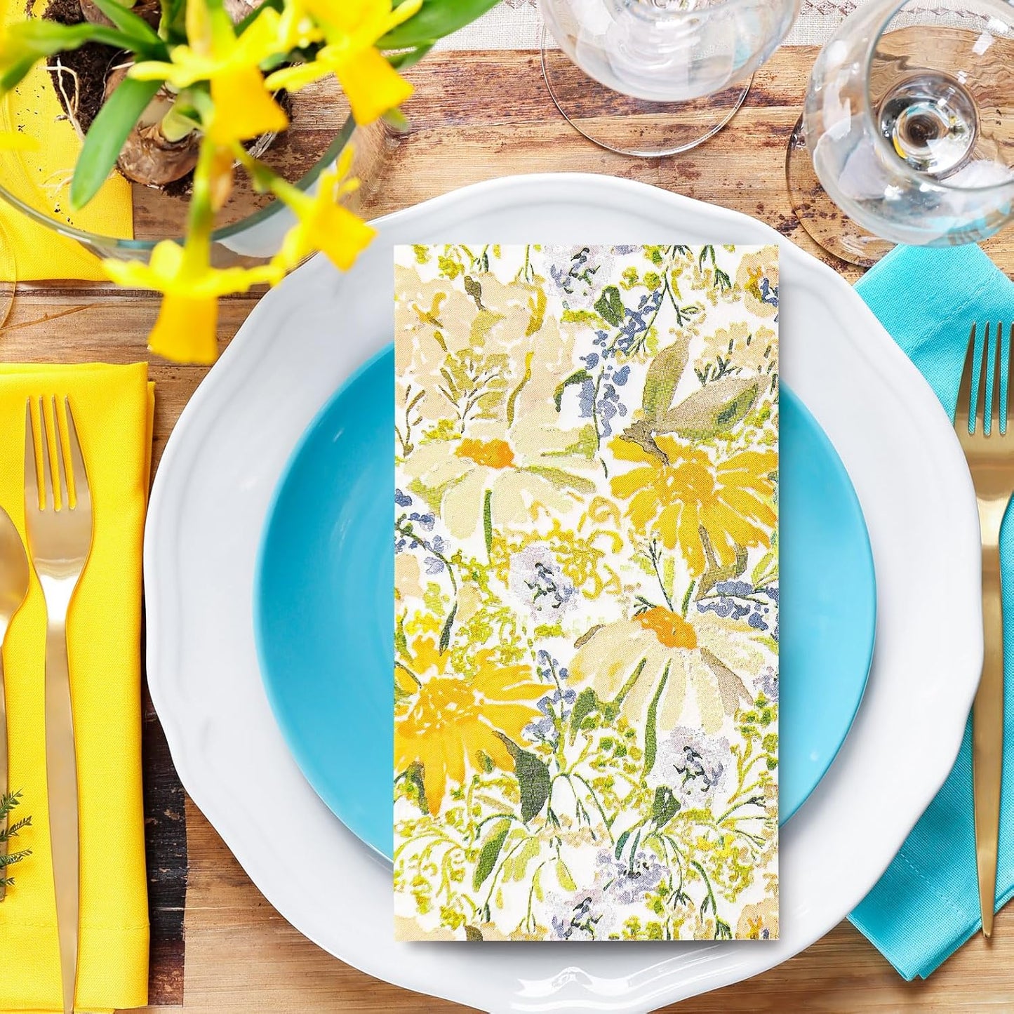 100 Pcs Spring Floral Guest Napkins Disposable Watercolor Yellow Daisy Paper Napkins Wildflower Dinner Paper Hand Towel Napkin for Summer Table Party Supplies