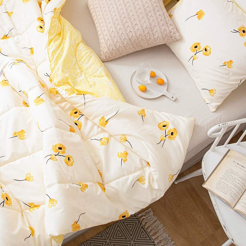 Yellow Bedding Comforter Set Floral Plaid Reversible Comforter Queen Size Bed Set Flowers Pattern Cute Botanical Bed Comforter Set(Queen, Yellow)