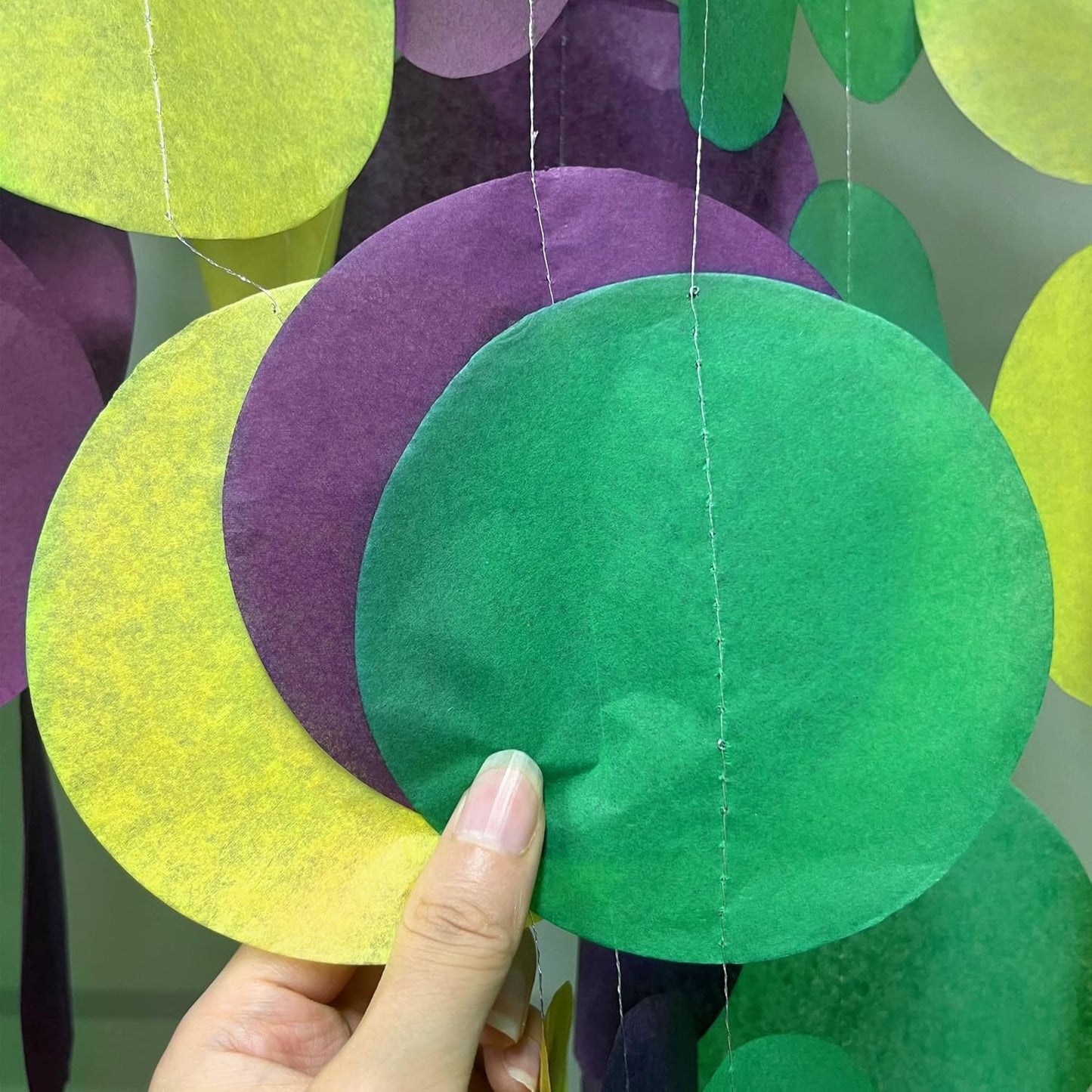 192Ft Yellow Party Decorations Ombre Yellow White Big Polka Dots Backdrop Streamer Gradient Yellow Tissue Paper Circle Dot Hanging Garland for Lemon Bee Sunflower Birthday Party Supplies