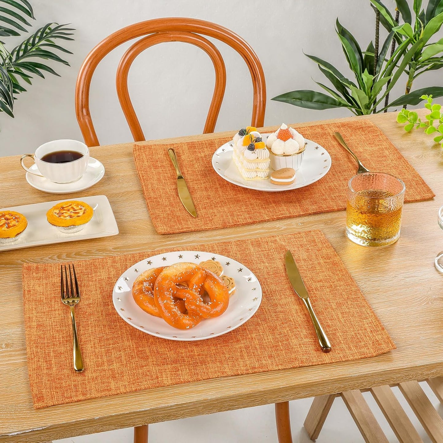 Woven Fabric Placemats Set of 4 Heat Resistant Place Mats Non Slip Washable Double Layer Cloth Placemats Reversible Table Mats Kitchen Dining Table Decor (4, Yellow)