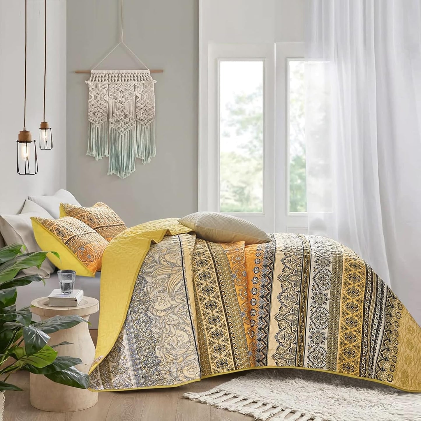 Boho Queen Quilt Set, Yellow Orange Bohemian Queen Quilt Bedding Set, Lightweight Microfiber Bed Decor Bedspread for All Season 96"x90"(3 Pieces)