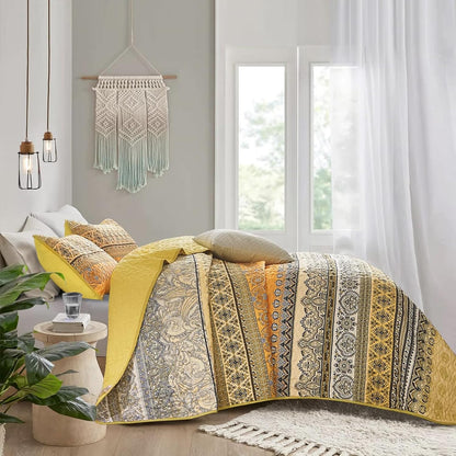 Boho Queen Quilt Set, Yellow Orange Bohemian Queen Quilt Bedding Set, Lightweight Microfiber Bed Decor Bedspread for All Season 96"x90"(3 Pieces)