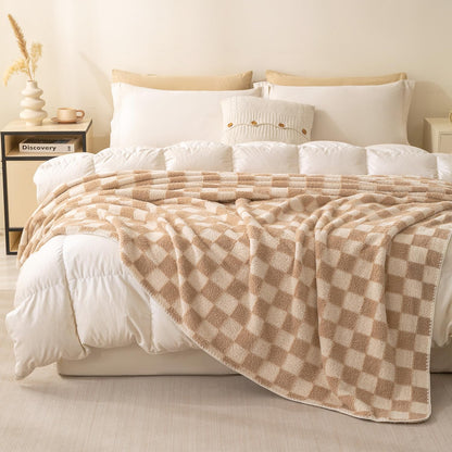 Checkered Blanket, 3D Soft Cozy Lightweight Throw Small Size, Machine Washable Blankets,Checkerboard-Cream Yellow 40" x 50"