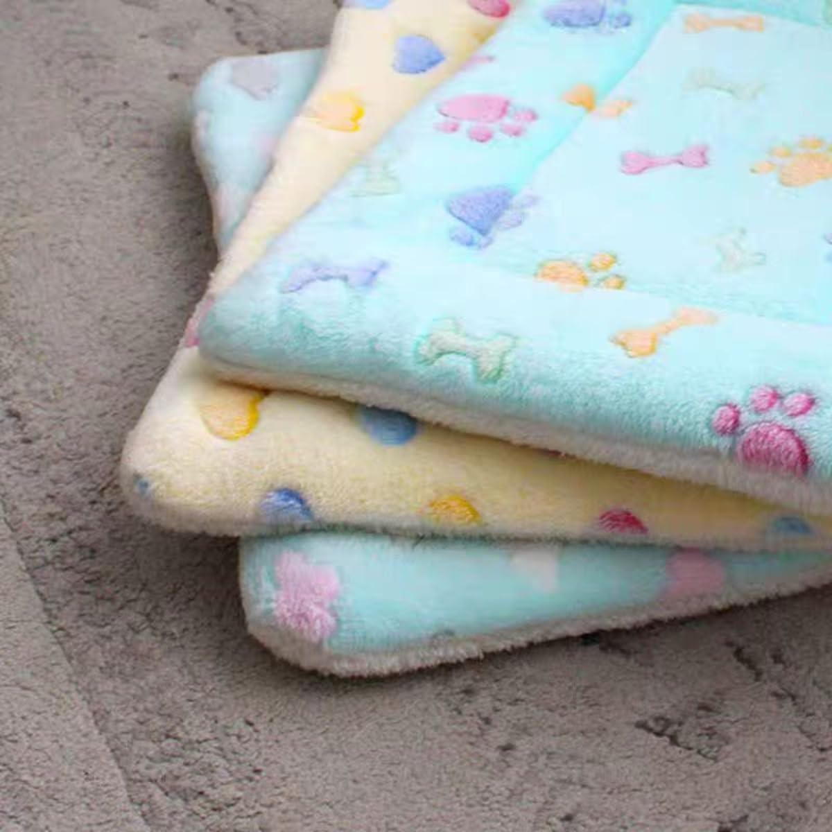 Bunny Bed Mat Washable, Rabbit Winter Bed Pad for Indoor, Warm Small Animal Bed Mattress, Fleece Sleeping Pad for Bunny, Rat, Hedgehog, Sugar Glider, Chinchilla (Yellow)