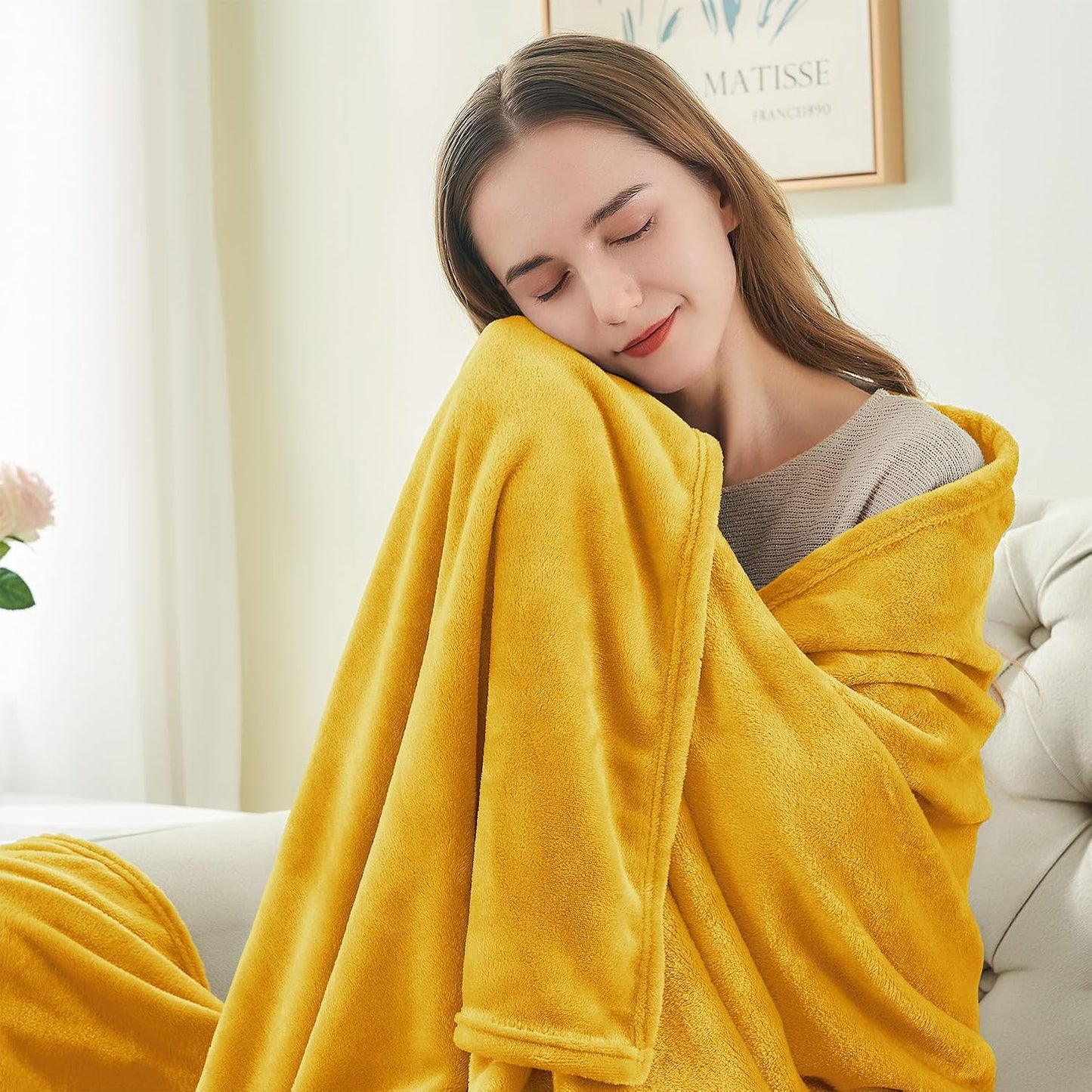 Fleece Blanket Soft Plush King Size Bed Blanket Yellow 108"x90" | Ultra Soft Fleece, Plush Microfiber, Lightweight Warmth, All Season Comfort, Fade Resistant, Machine Washable