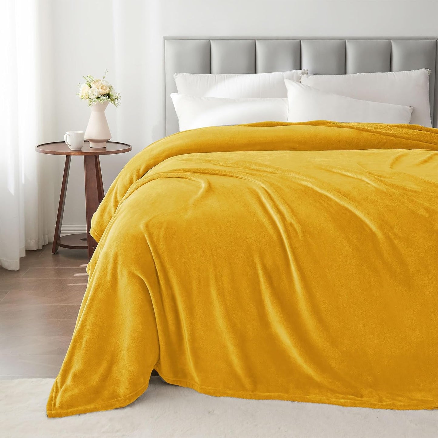 Fleece Blanket Soft Plush King Size Bed Blanket Yellow 108"x90" | Ultra Soft Fleece, Plush Microfiber, Lightweight Warmth, All Season Comfort, Fade Resistant, Machine Washable