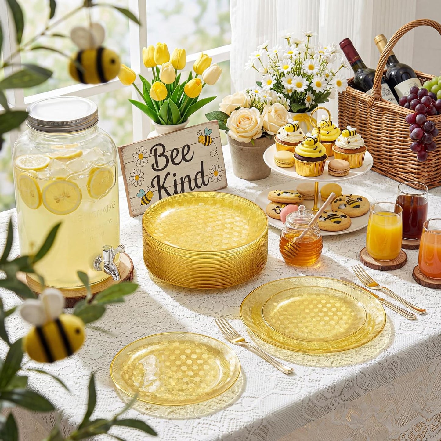 60PCS Clear Yellow Gold Plastic Plates - Heavy Duty Fancy Disposable Plates With Gold Rim -serve for 30 guests Include 30PCS 10.25" & 30PCS 7.5" Honeycomb Design Plates for Party(Yellow)
