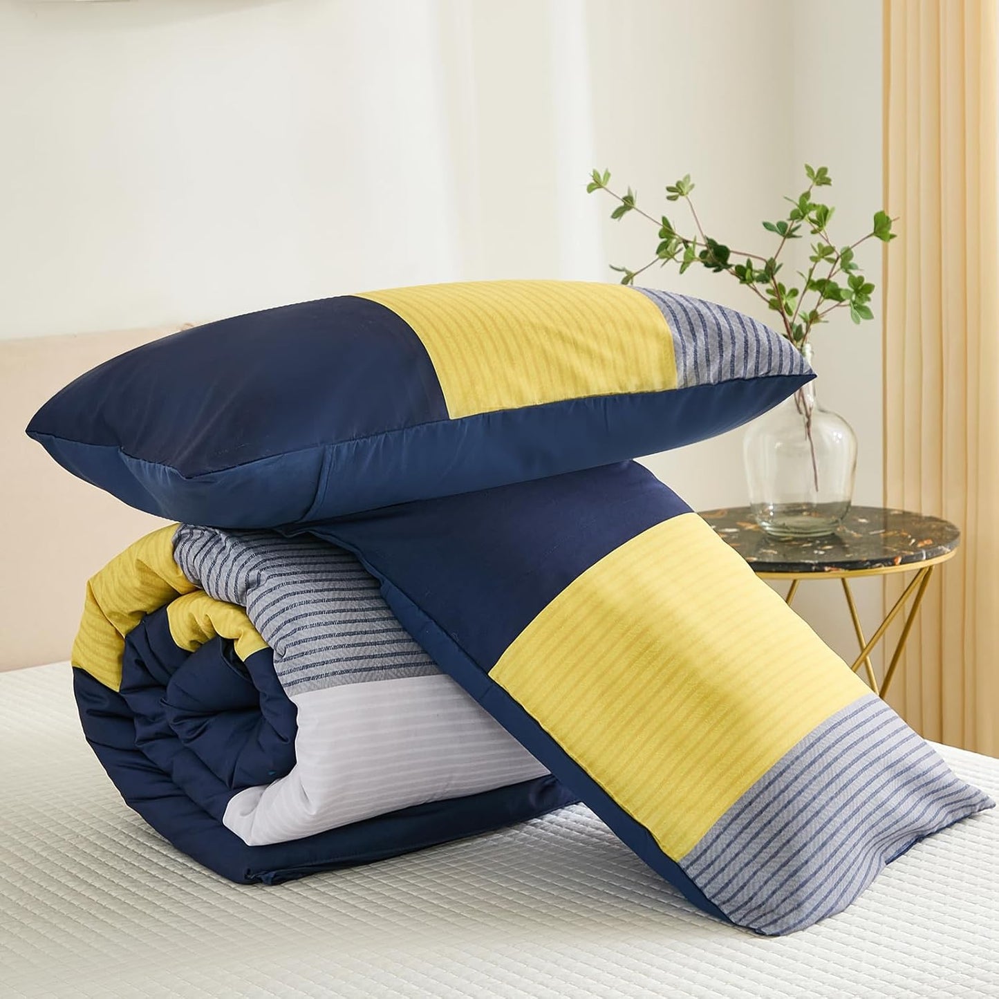 Comforter Set Queen, Reversible Blue Striped Patchwork Down Alternative Comforter for Queen Bed,3 Pieces (1 Comforter+2 Pillowcases), Soft Microfiber Bedding Duvet Insert Set 90"×90"