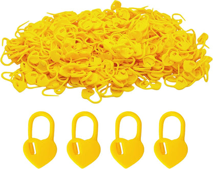 500PCS Plastic Crochet Stitch Markers, Heart Shape Locking Needle Clips for Knitting Sewing Handmade Projects DIY Craft Supplies, Knitting Stitch Counter Needle Pin (Yellow)
