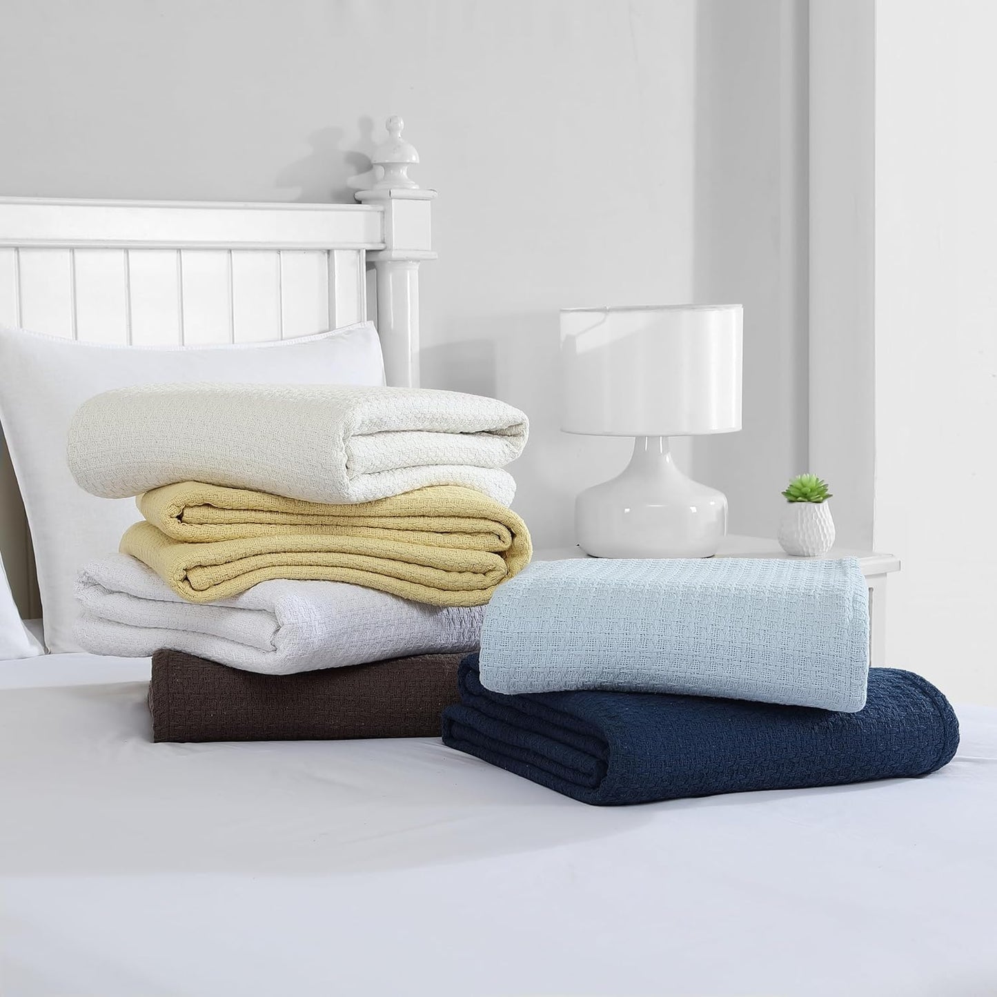 Grand Hotel Lightweight All-Natural 100% Cotton Waffle Weave Blanket, King, Lemon