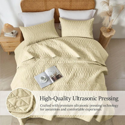 King/Cal King Size Quilt Bedding Set,Butter Yellow Lightweight Microfiber Soft Bedspread,Modern Style Geometric Pattern Coverlet Set for All Seasons,3 Piece(1 Quilt,2 Pillow Shams)