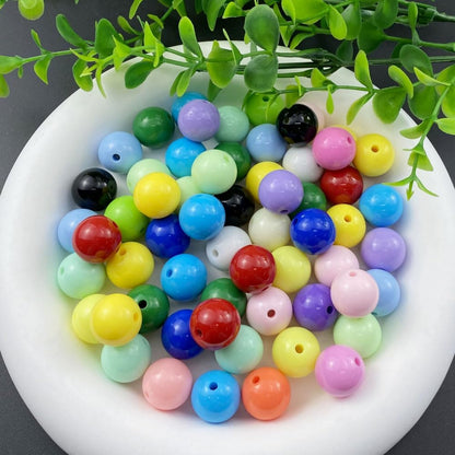 200 Pieces 10mm Acrylic Round Beads Smooth Spacer Plastic Pastel Beads Craft Beads for DIY Craft Jewelry Making Bracelets Necklaces Earring Crafting Supplies(Yellow)