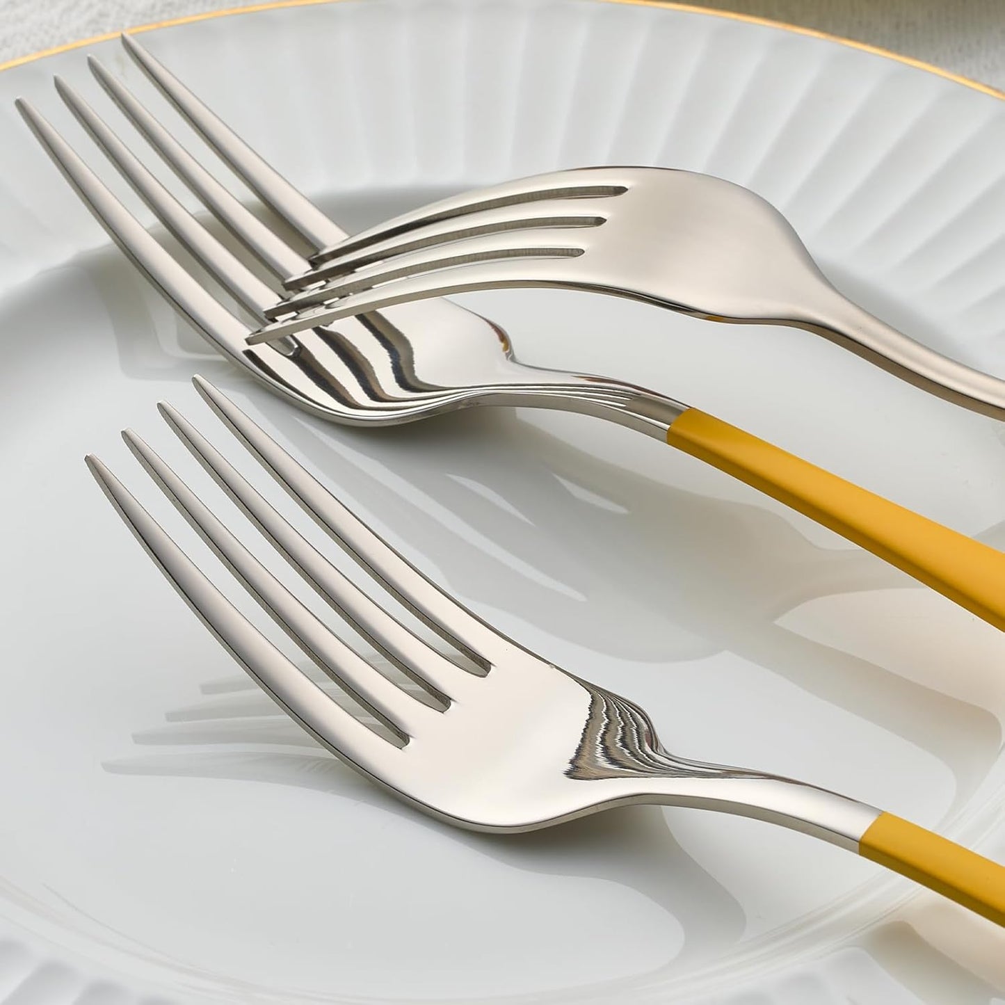 Dinner Forks,24 Pieces yellow 18/0 Stainless Steel Silverware Forks,Table Forks,Flatware Forks,8 Inches,Mirror Polish & Dishwasher Safe,Use for Home,Kitchen or Restaurant