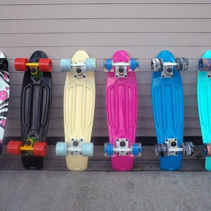 22" Complete Mini Cruiser Plastic Skateboard