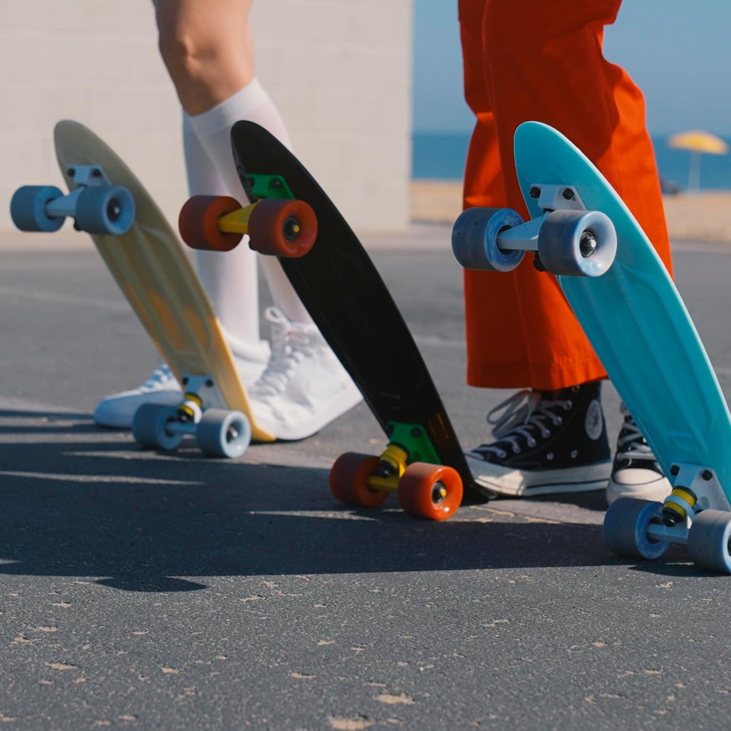 22" Complete Mini Cruiser Plastic Skateboard