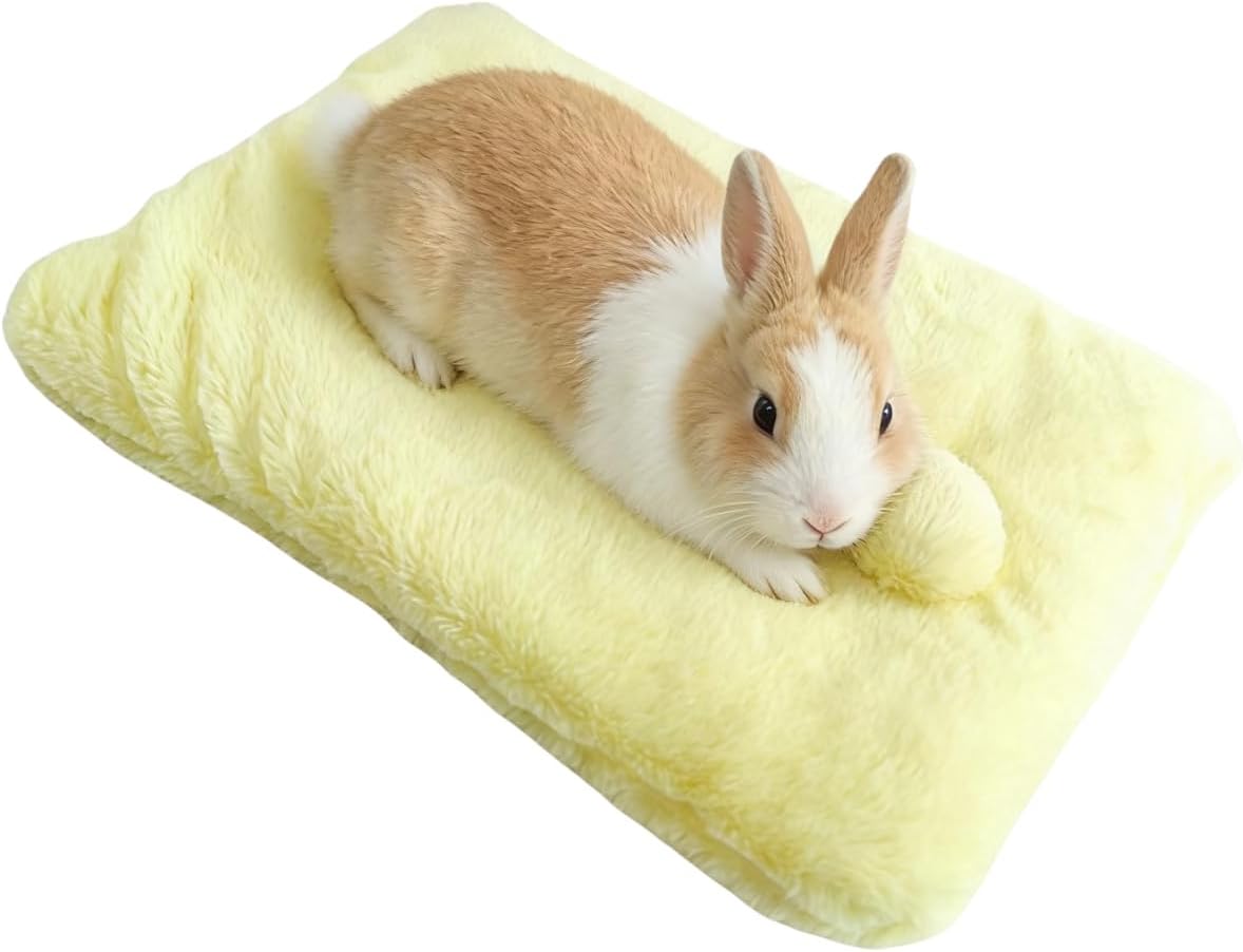 Guinea Pig Bed, Washable Bunny Bed Mat Soft Small Animal Winter Plush Bed Pads Sleeping Pads for Rat Chinchilla Hedgehog Hamster Squirrel Ferret Rabbit Kitten Puppy (Yellow,Small)