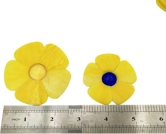20PCS Glass Flower Mosaic Tiles, 2 Size Petal Stained Glass Mosaic Pieces for DIY Flower Crafts Home Decoration, Indoor & Outdoor Decor (Yellow)