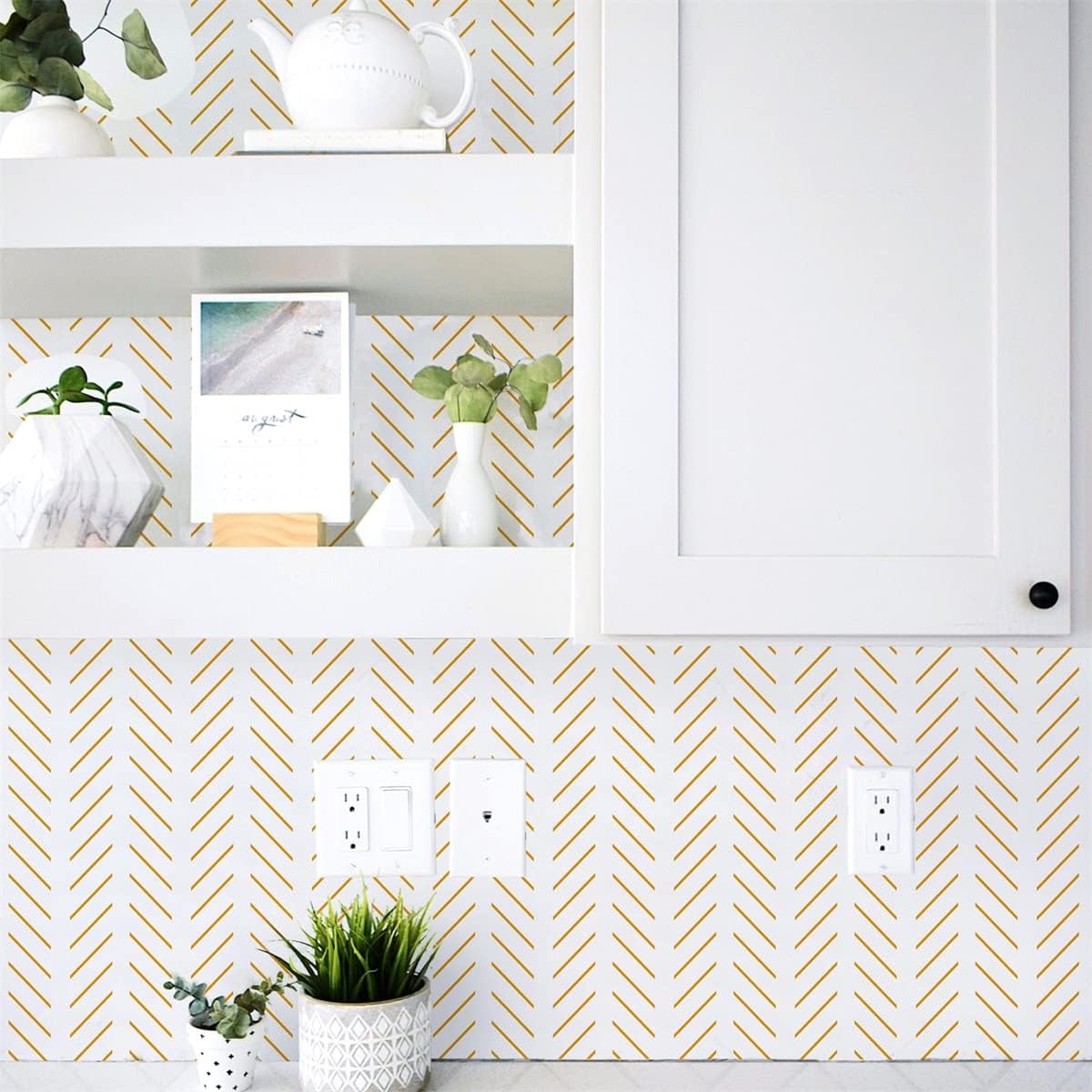 Peel and Stick Wallpaper Yellow and White Contact Paper | 17.7 in x393.7 in Herringbone Geometric Wall Paper Peel and Stick Modern Lines Decorative Self Adhesive Wallpaper for Bedroom