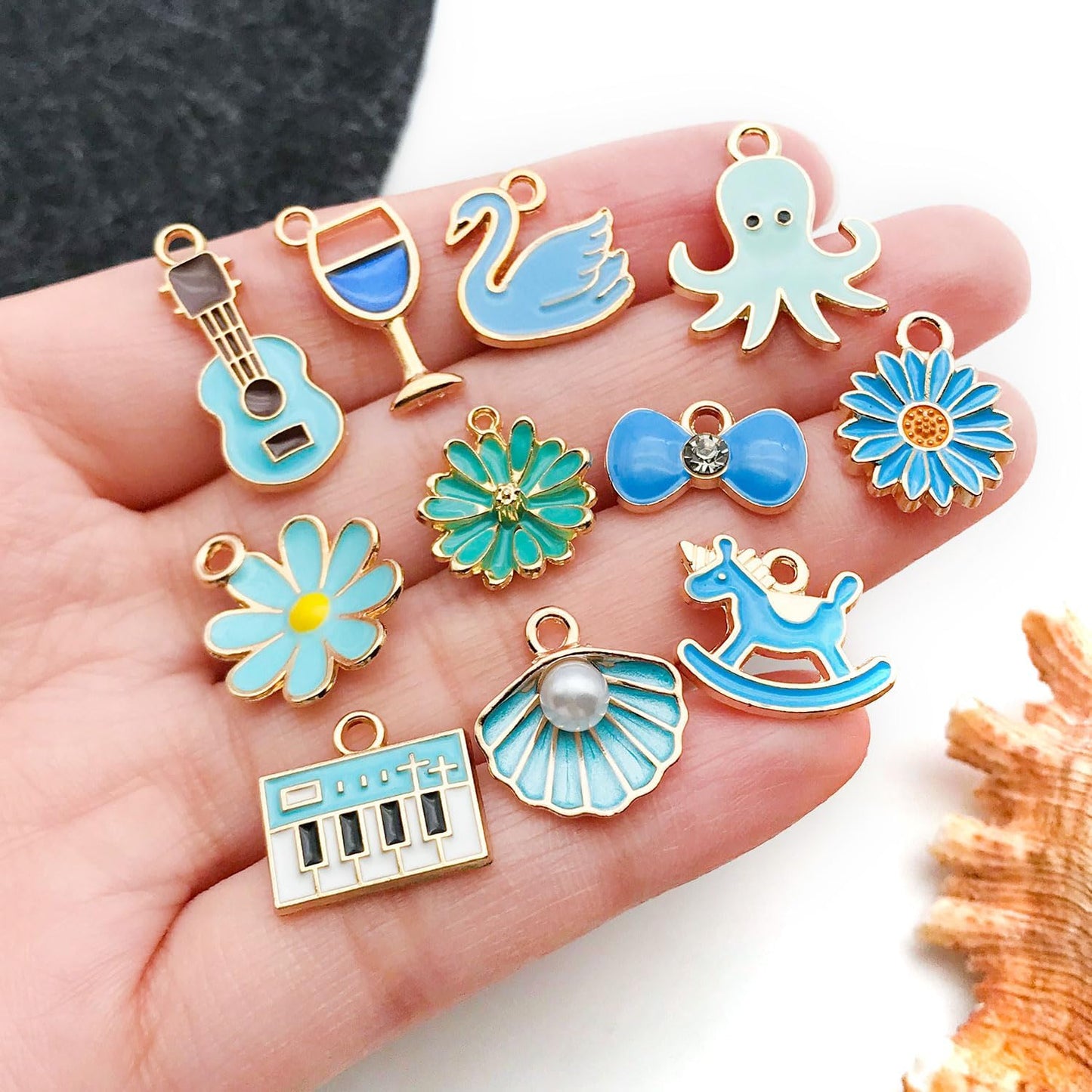 40pcs 20 pairs Assorted Enamel Bracelet Charms for Jewelry Making DIY Necklace Bracelet Earrings Keychain Crafting Charms Kit Crafts (Yellow-SN990)