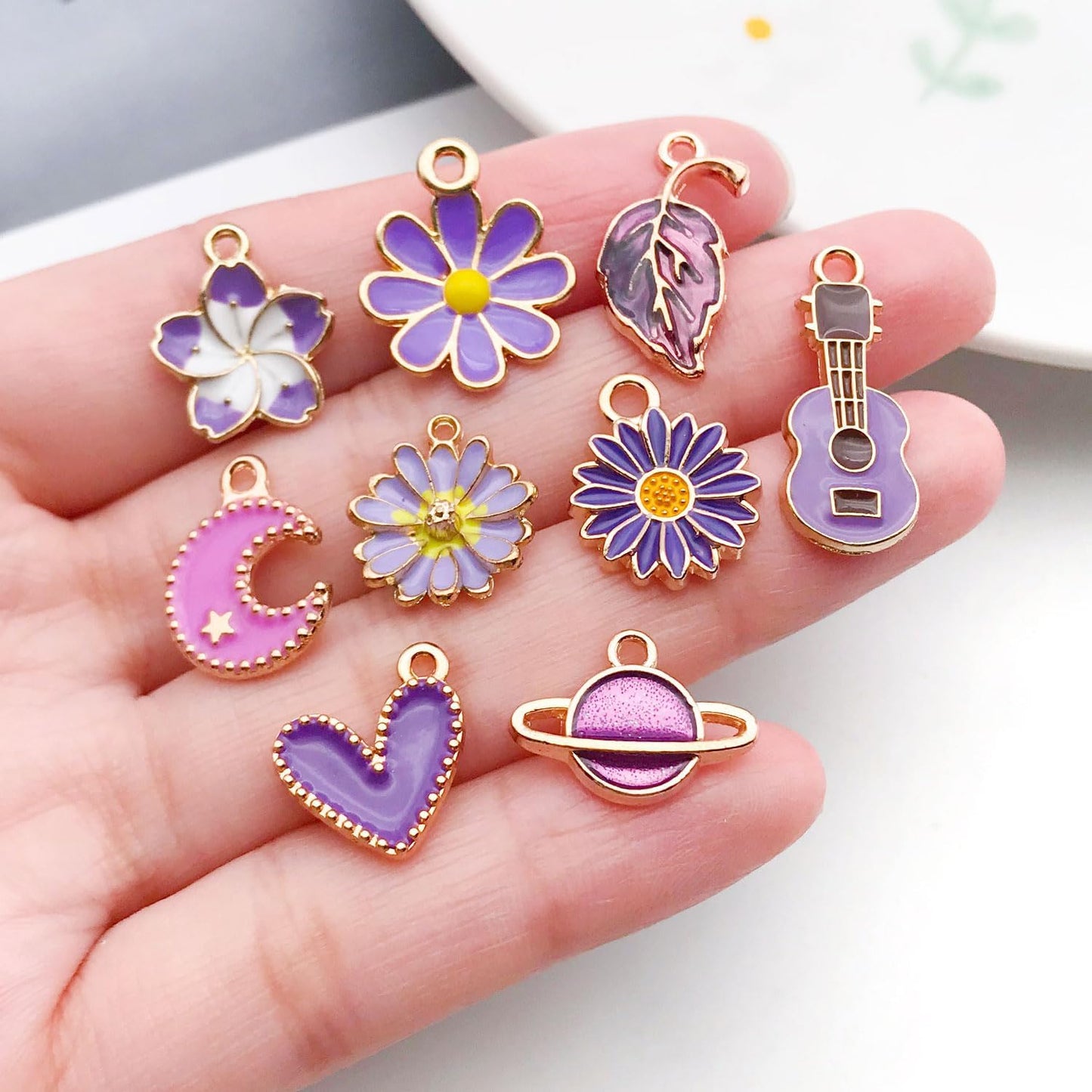 40pcs 20 pairs Assorted Enamel Bracelet Charms for Jewelry Making DIY Necklace Bracelet Earrings Keychain Crafting Charms Kit Crafts (Yellow-SN990)
